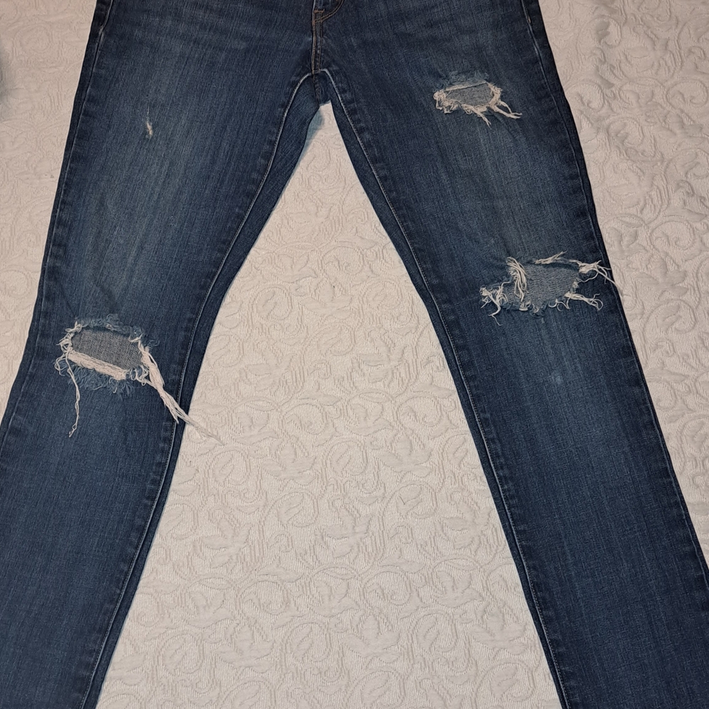 Levi's 545 Ripped Blue Skinny Jeans